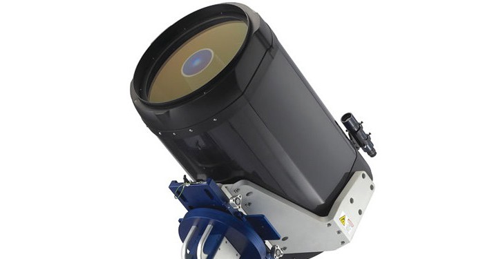 Hammacher Introduces Observatory-Class Telescope