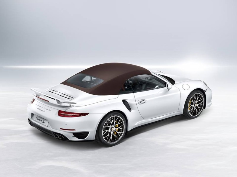 Porsche 911 Turbo and Turbo S Cabriolet, Side