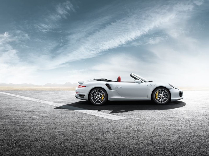 Porsche 911 Turbo and Turbo S Cabriolet, Shot From the Side