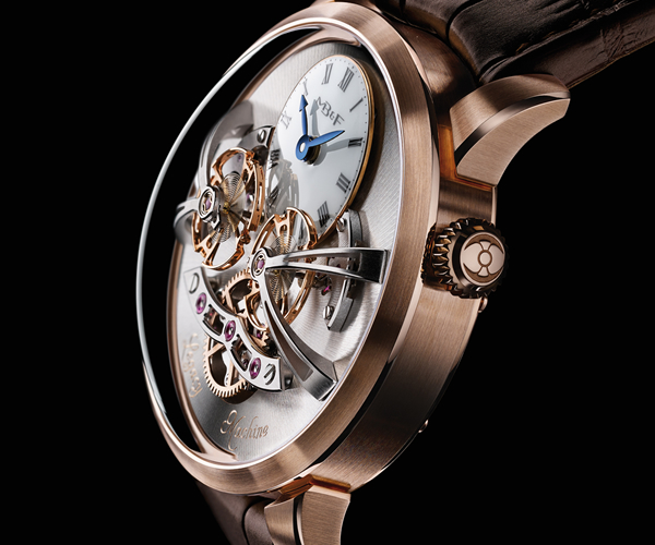 MB&F Legacy Machine No.2, A Look at the Side of the Watch