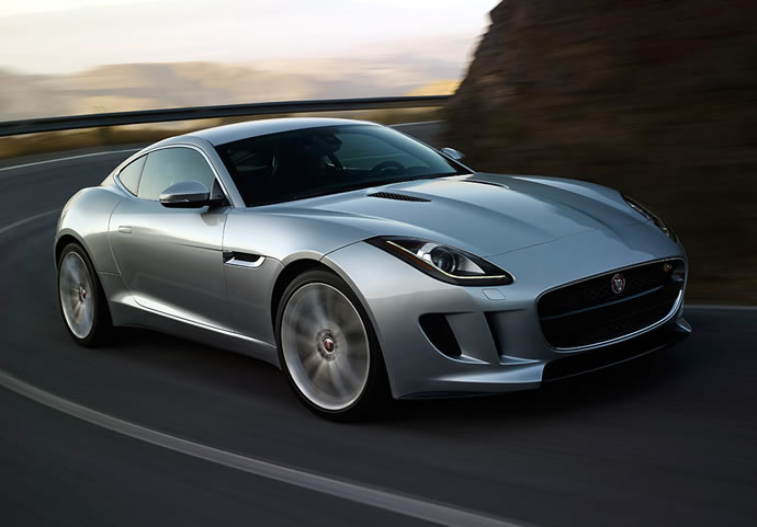 Jaguar F-Type Coupe, In Action