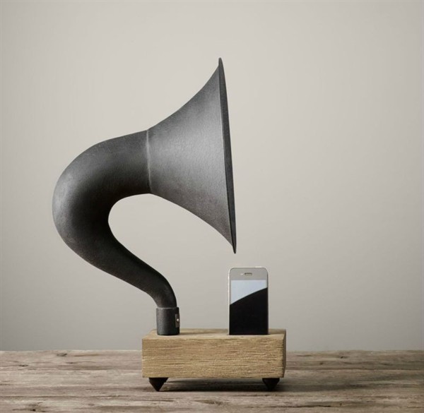Gramophone for iPhone and iPad, Side View