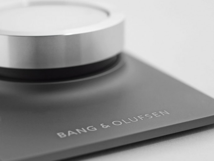 Bang & Olufsen BeoSound Essence, Close Up