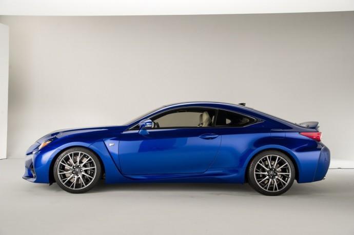 Lexus RC F Coupe, Side View