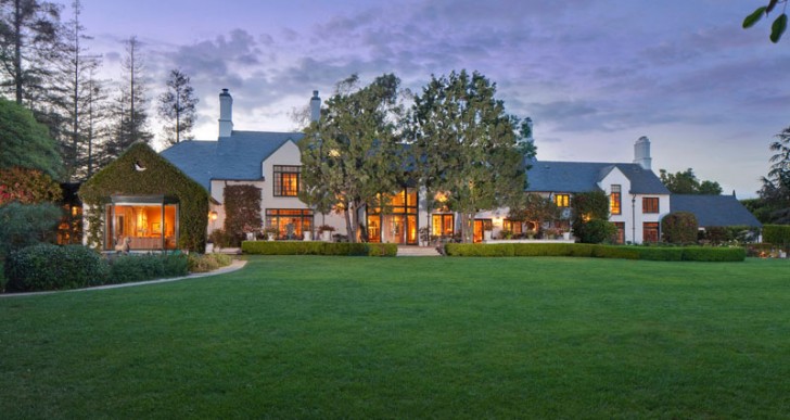 Google’s Eric Schmidt Buys a House Near The Playboy Mansion