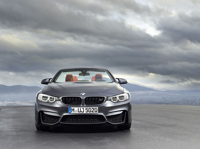 2015 BMW M4 Convertible, Front