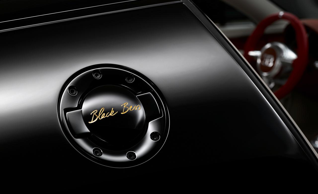 Bugatti Veyron Black Bess, Logo