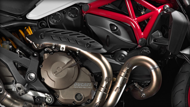 2014 Ducati Monster 8215