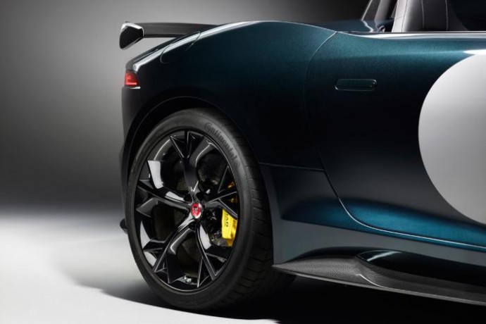 f-type-project-7-is-the-fastest-jaguar10