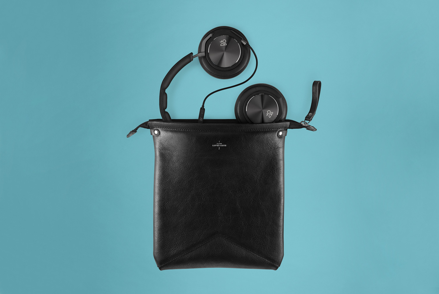 hard-graft-leather-goods-for-bang-olufsen6