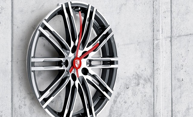Porsche Releases Wall Clock in the Shape of 911 Turbo Wheel