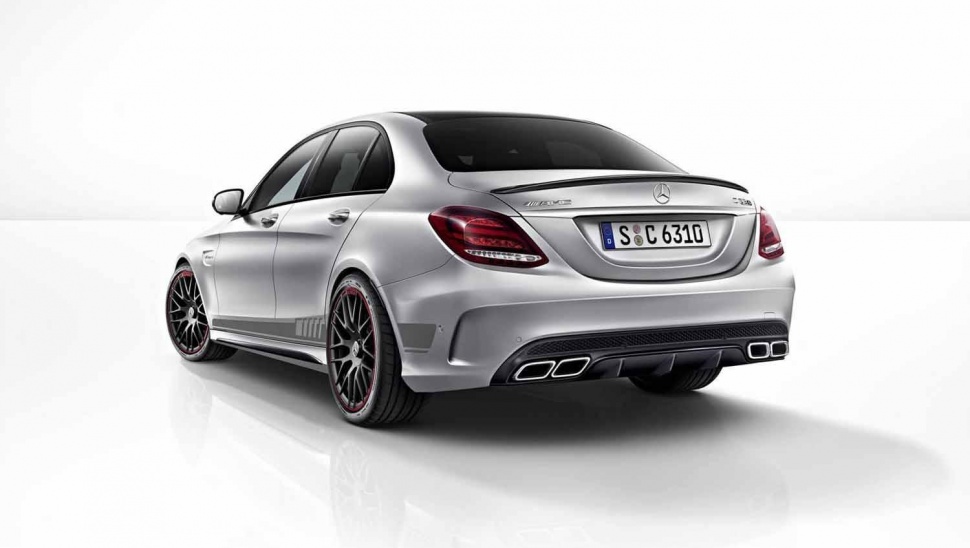 2015-mercedes-amg-c63-s-unveiled-along-with-special-edition-1-model3