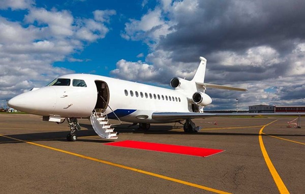 send-your-kids-to-school-in-a-private-jet1