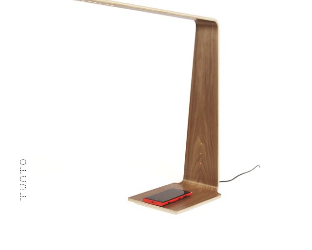 Award-Winning Lamp LED8 Will Also Charge Your Phone Wirelessly