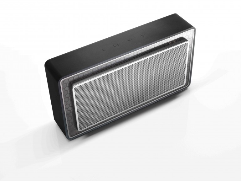 bowers-wilkins-launches-first-bluetooth-portable-speaker3