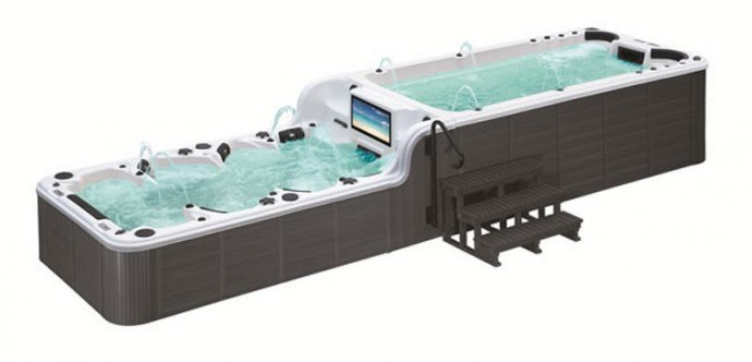 For $55k, a Luxury Hot Tub for Twelve