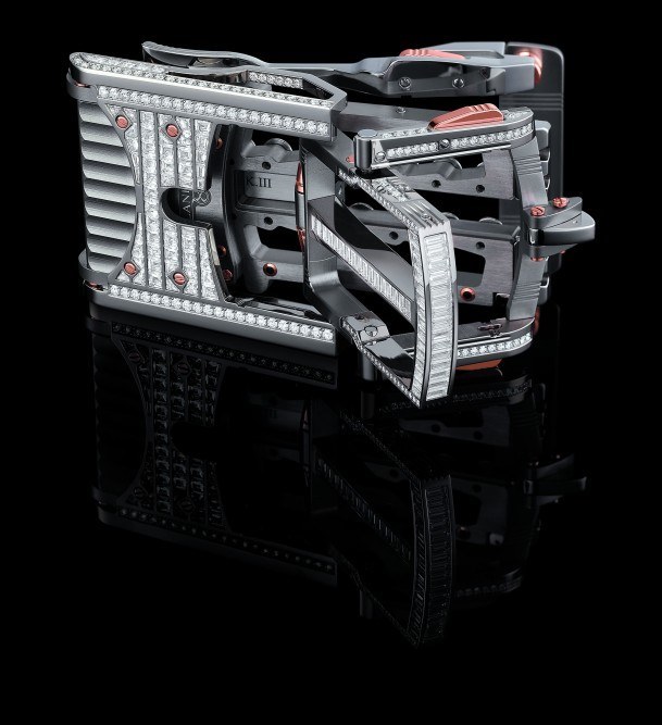at-400k-worlds-most-expensive-belt-buckle3