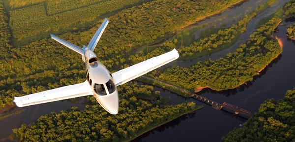 cirrus-readies-2m-personal-jet-for-2015-launch3