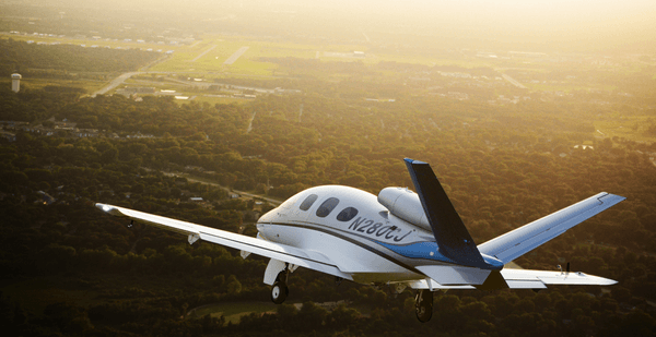 cirrus-readies-2m-personal-jet-for-2015-launch6