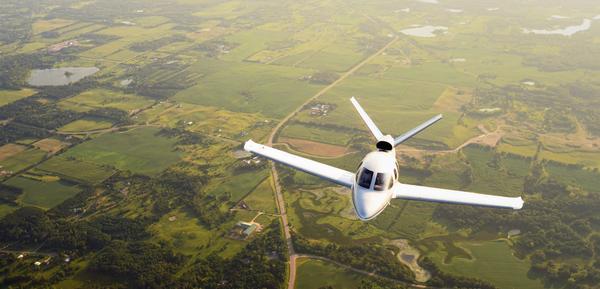 cirrus-readies-2m-personal-jet-for-2015-launch7