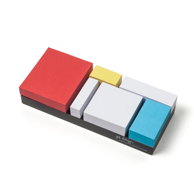 clever-sticky-notes-pay-homage-to-dutch-painter-mondrian2