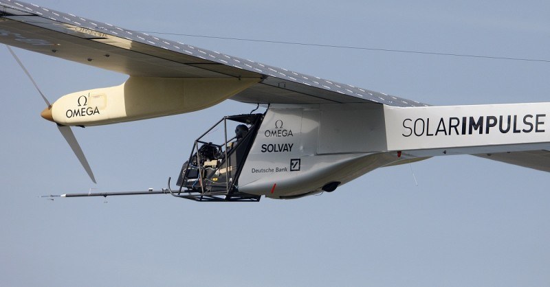 solar-plane-to-fly-around-the-world-without-using-a-single-drop-of-fossil-fuel20