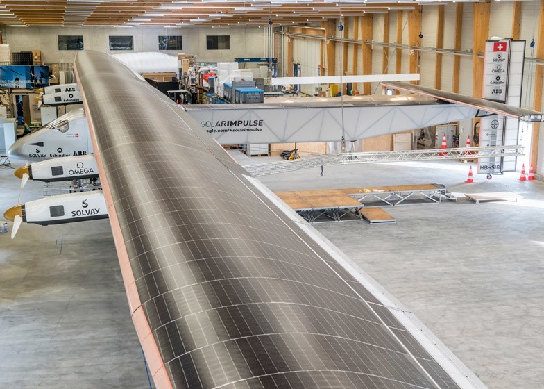 solar-plane-to-fly-around-the-world-without-using-a-single-drop-of-fossil-fuel7