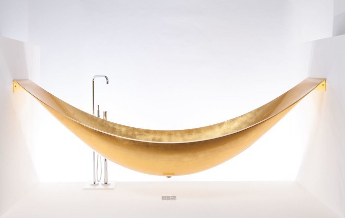 for-100k-you-can-soak-in-a-gold-hammock-bathtub4
