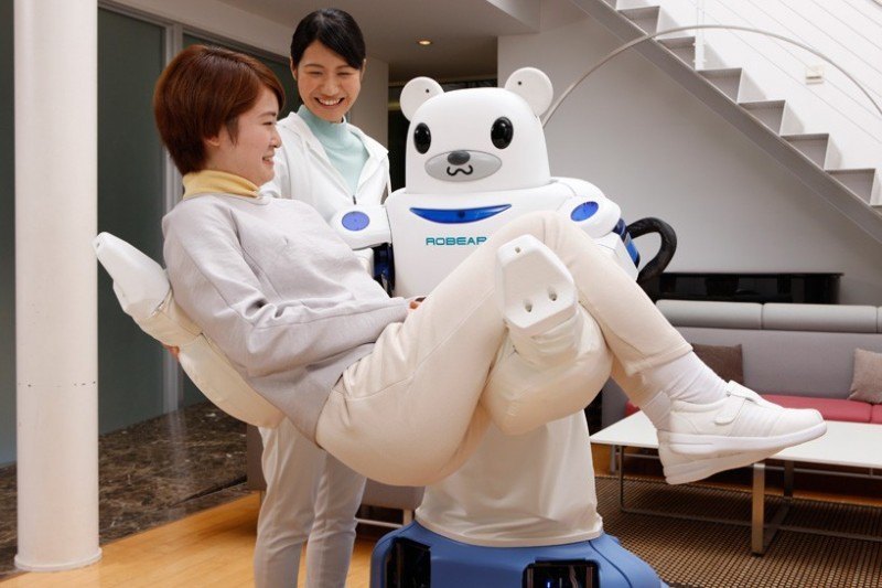 robear-robot-assists-nurses-in-caring-for-the-elderly1