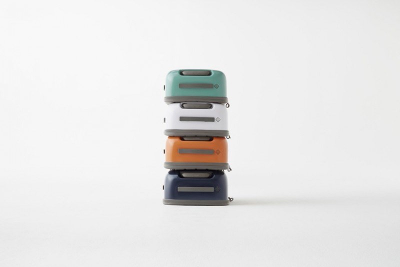 kame-suitcase-by-nendo-features-a-soft-cover12