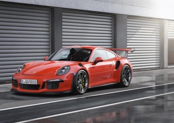 Porsche Unveils the $177k 911 GT3 RS