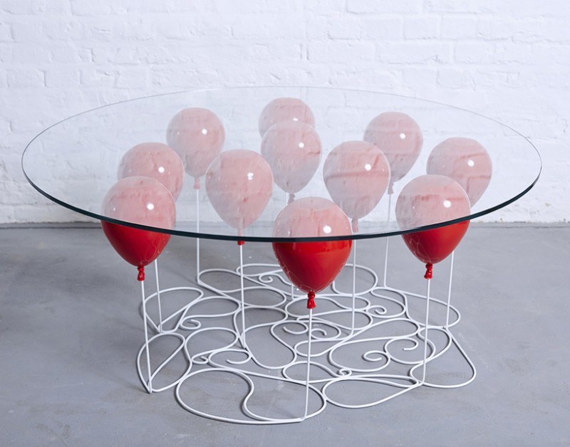 up-balloon-coffee-table-appears-to-float1