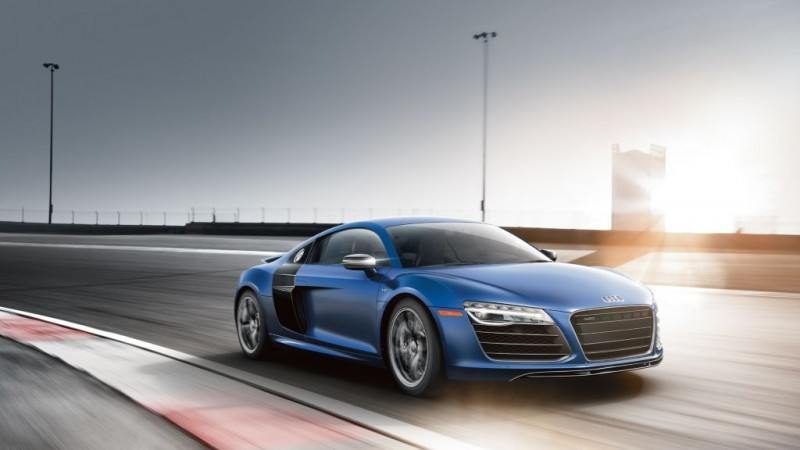 audi-on-demand-lets-you-rent-any-audi-you-want-even-an-r813