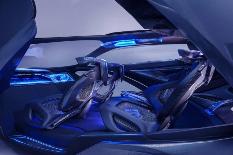 chevy-shows-off-fnr-autonomous-vehicle-concept11