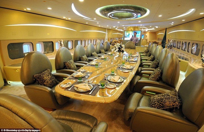 how-much-does-it-cost-to-customize-a-private-jet18