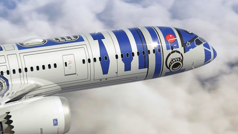 japans-ana-airlines-unveils-star-wars-inspired-dreamliner4