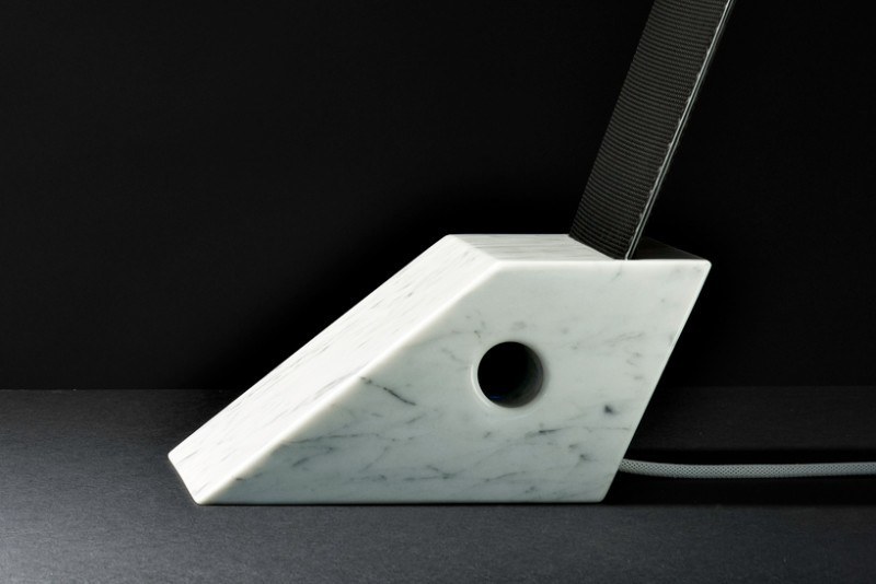 led-lamp-combines-marble-and-carbon-fiber