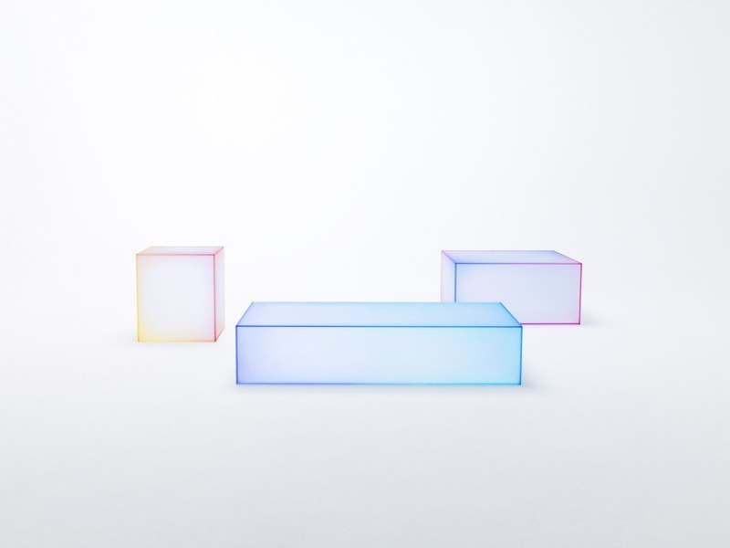 soft-glass-tables-by-nendo2