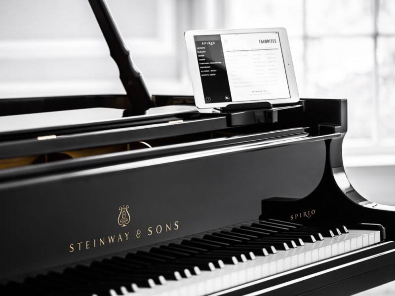 steinway-sons-unveils-self-playing-piano-for-a-live-musical-experience11