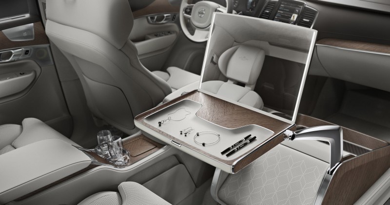 volvo-unveils-luxury-interior-concept-for-those-with-a-chauffeur7