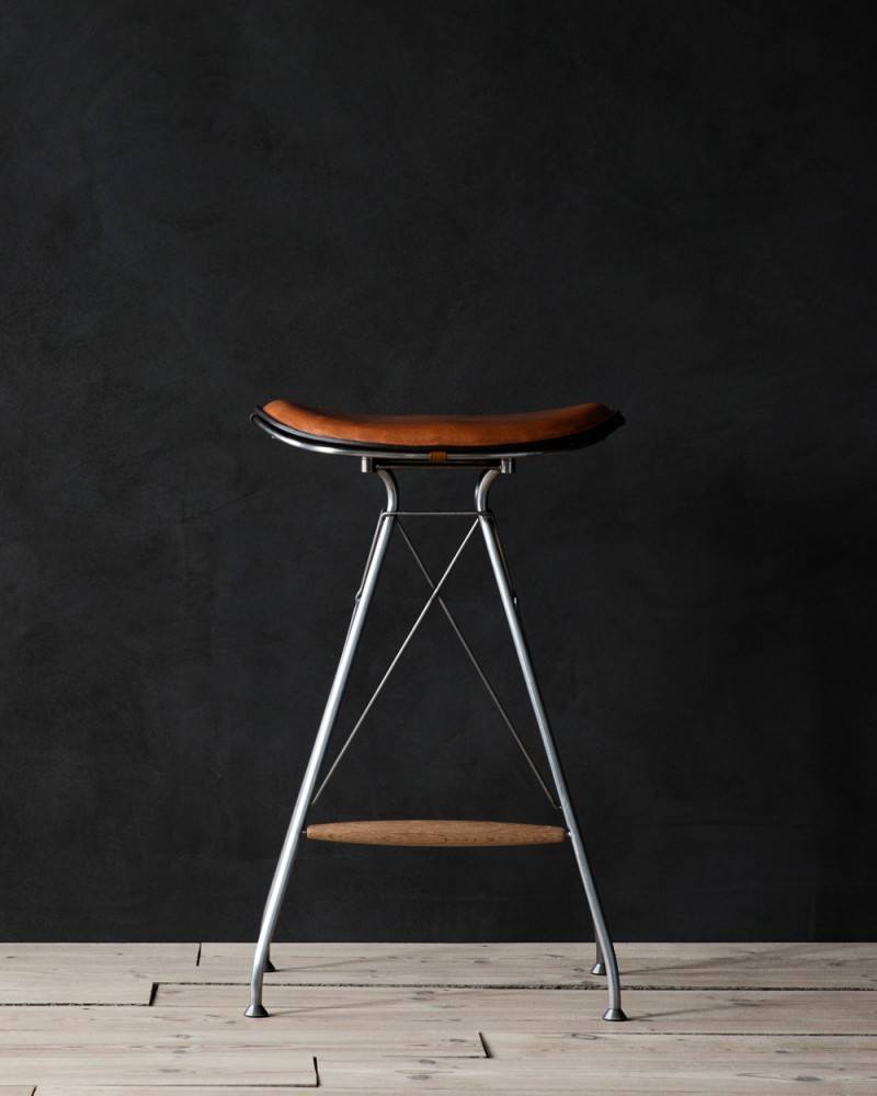 danish-designers-create-saddle-inspired-contemporary-bar-stool4