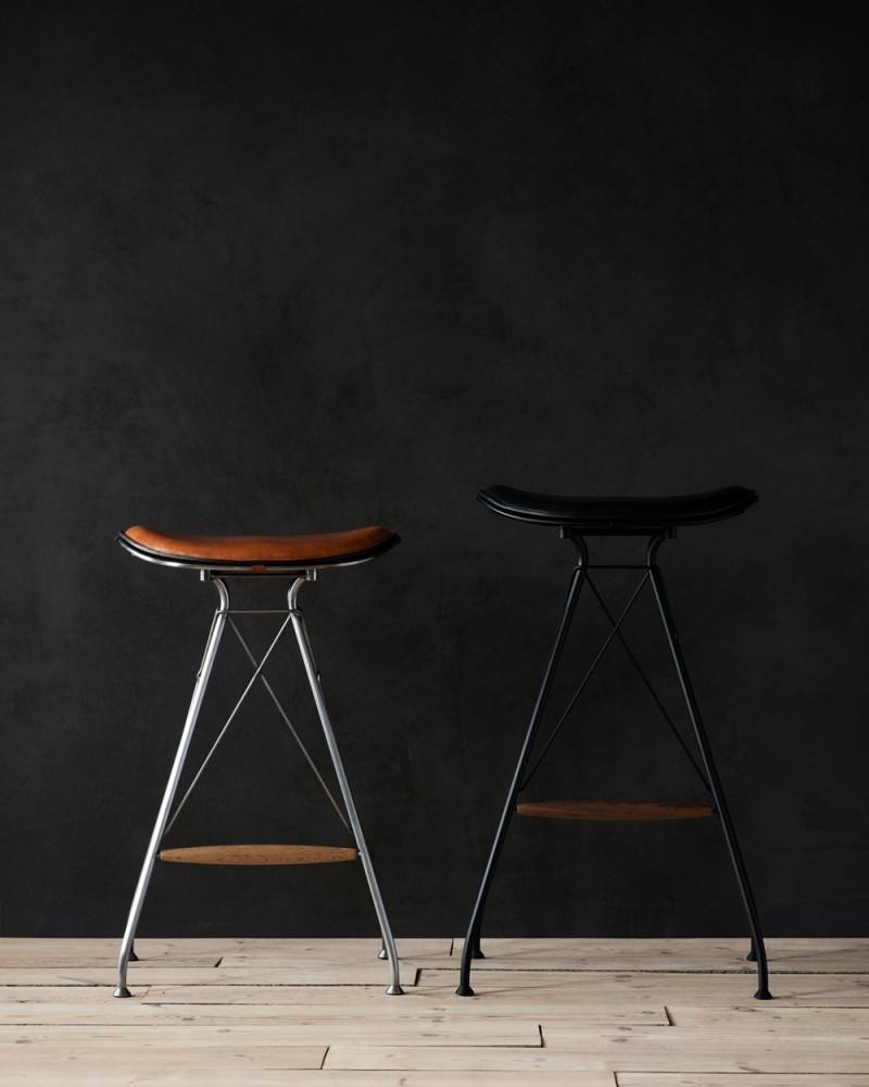 danish-designers-create-saddle-inspired-contemporary-bar-stool5