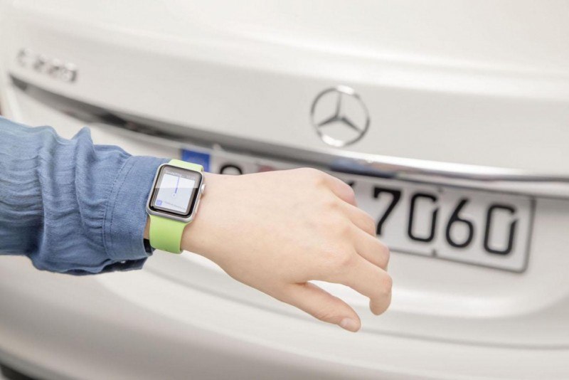 mercedes-benz-now-integrates-with-apple-watch1