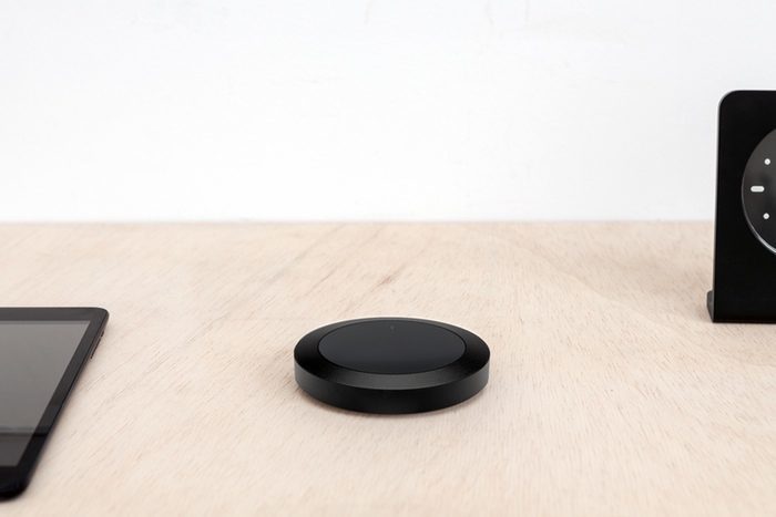 nuimo-is-a-universal-remote-for-the-internet-of-things9
