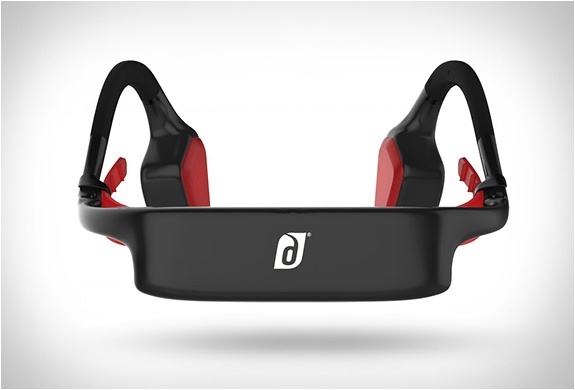 these-headphones-from-damson-use-bone-conduction2