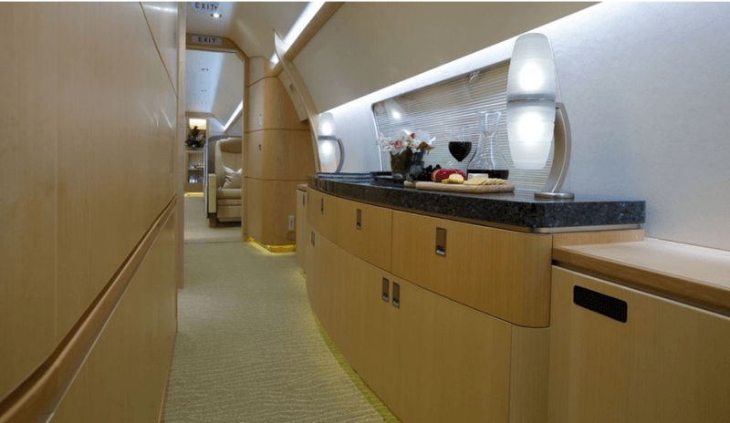 configurable-business-jet-interior-by-comlux6