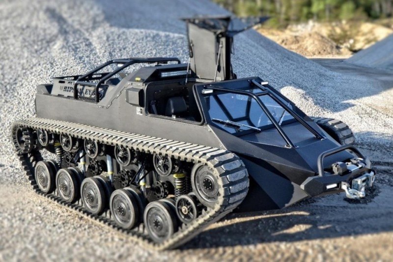 is-your-car-not-cutting-it-anymore-upgrade-to-the-ripsaw-ev2-luxury-tank1