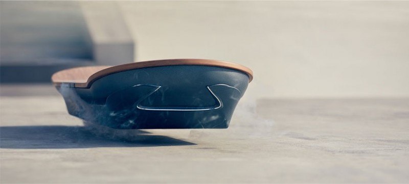 lexus-claims-to-have-created-a-real-hoverboard2