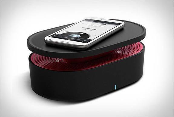 Bento Speaker Uses Electromagnetic Induction to Amplify Sound