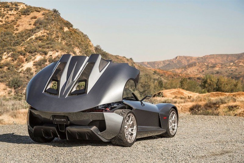california-based-rezvani-motors-unveils-supercar-for-purists6